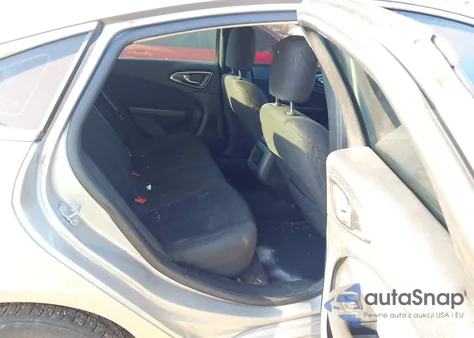 2015 Chrysler 200 Limited z USA, uszkodzony, nr VIN 1C3CCCAB7FN598366